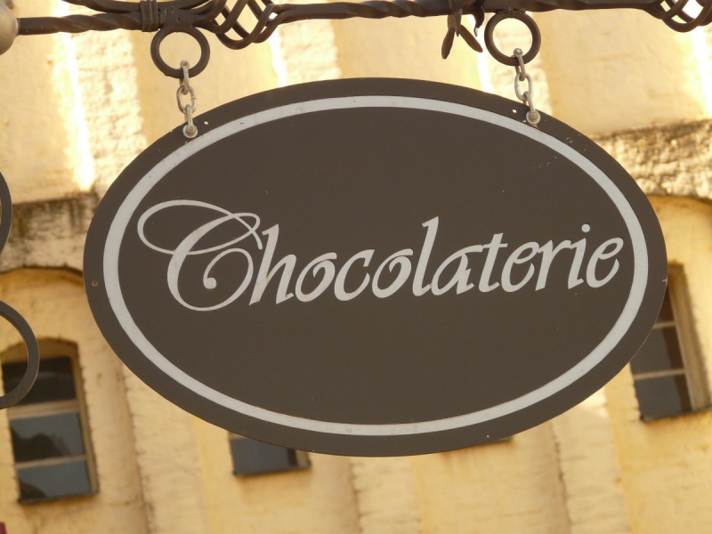 chocolaterie-CUEBRIS-min_cafe_shield_chocolaterie_samurai_gasthof_eat-1360721